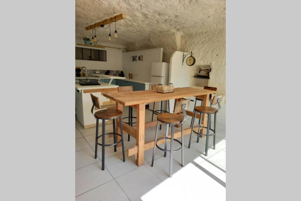 La Trog'Laudy Gite 4 Etoiles Au Coeur Des Vignes Vouvray Buitenkant foto